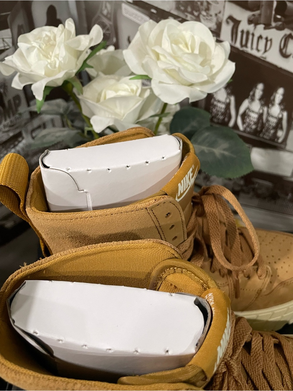 New - Nike Air Jordan 1 High-Top Brooklyn Boots Women's Wheat/Muslin-Wheat FJ573 - Picture 3 of 13
